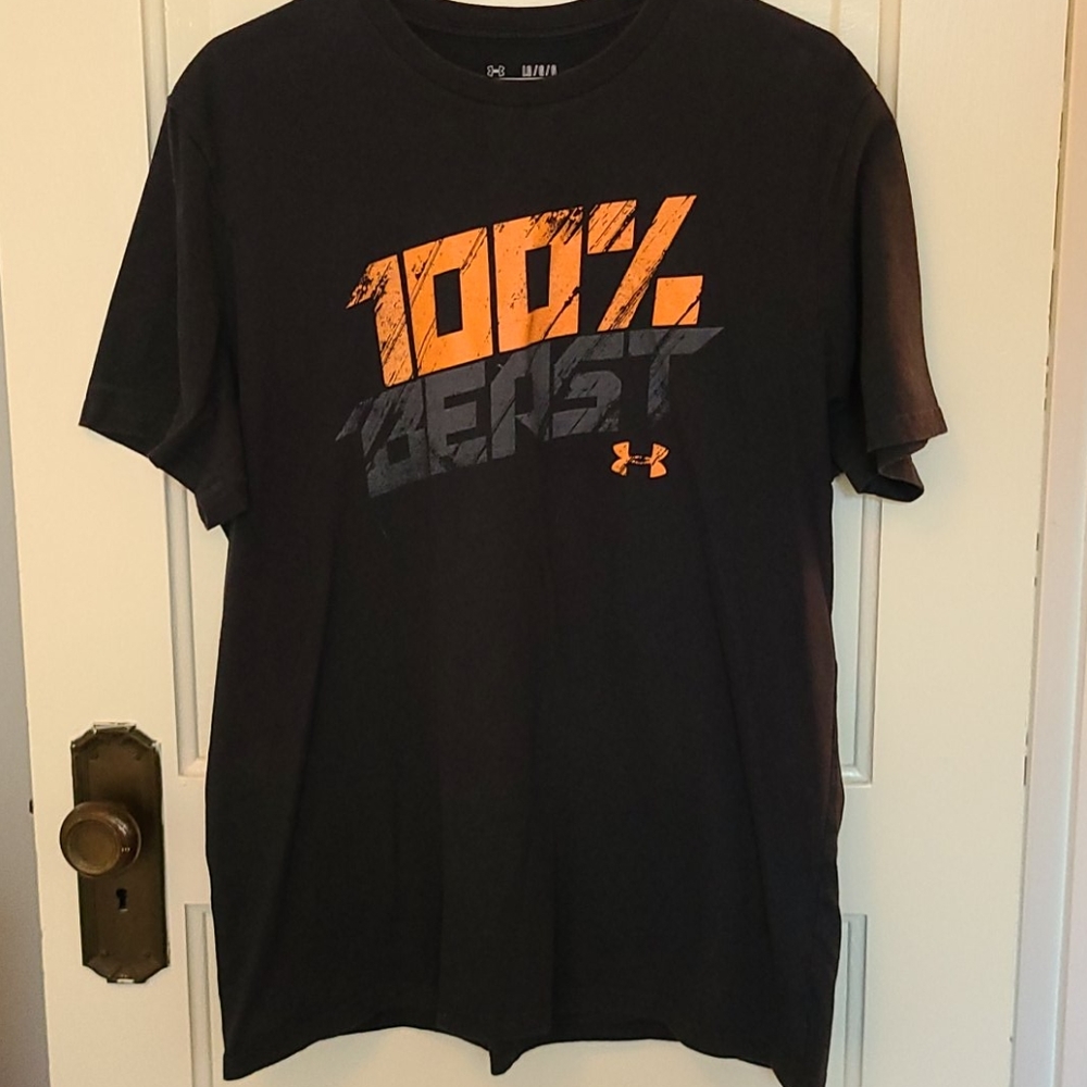 Under Armour t-shirt